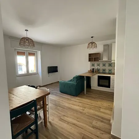 Lägenhet Cozy Alba Sasso dʼOmbrone